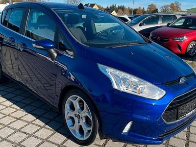 Blau Gebraucht 2015 Ford B-MAX Titanium Van / Kleinbus | 7.900 € (Fairer Preis)