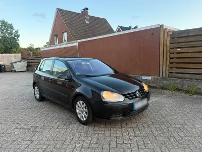 Gebraucht VW Golf V 140 PS (102 kW) 2005 Schwarz Kleinwagen