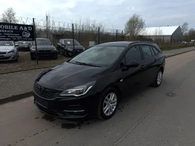 Gebraucht Opel Astra 105 PS (77 kW) 2020 Schwarz Kombi