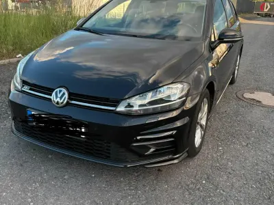 Usata VW Golf VII R-line 150 CV (110 kW) 2019 Nero Station wagon