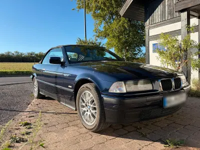 Gebraucht BMW 318 Cabriolet 115 PS (84 kW) 1999 Blau Cabrio