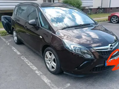 Gebraucht Opel Zafira Tourer 165 PS (121 kW) 2014 Braun Van / Kleinbus