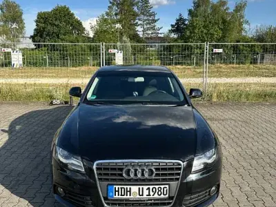 Gebraucht Audi A4 Ambiente 160 PS (117 kW) 2009 Schwarz Limousine