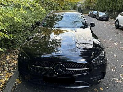 Gebraucht Mercedes E300 AMG 265 PS (194 kW) 2023 Schwarz Kombi