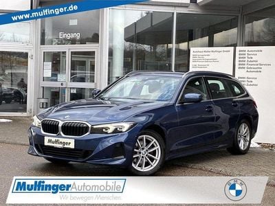 Phytonicblau (metallic) Gebraucht 2022 BMW 320 Sport Line Kombi | 28.330 € (Guter Preis)