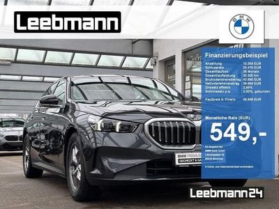 Gebraucht BMW 520 Sport Line 197 PS (144 kW) 2024 Grau Limousine
