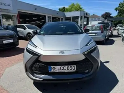 Gebraucht Toyota C-HR Team 223 PS (164 kW) 2024 Silber / schwarz SUV