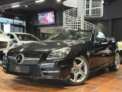 Gebraucht Mercedes SLK350 AMG line 306 PS (225 kW) 2011 Obsidianschwarz metallic Cabrio