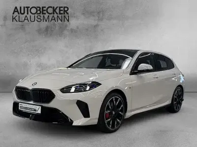 Gebraucht BMW 123 M Sport 204 PS (150 kW) 2025 Weiss Kleinwagen