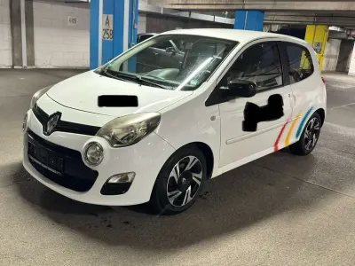 Używany Renault Twingo Initiale Paris 75 KM (55 kW) 2014 Biały Hatchback
