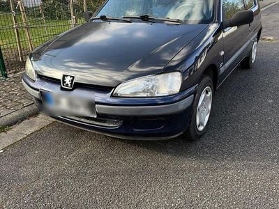 Gebraucht Peugeot 106 60 PS (44 kW) 2000 Blau Kleinwagen