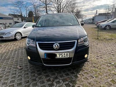 Gebraucht VW Touran Cross 140 PS (102 kW) 2007 Schwarz Van / Kleinbus