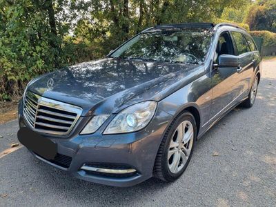 Mercedes E200