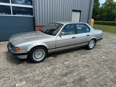 Gebraucht BMW 730 188 PS (138 kW) 1988 Gold Limousine