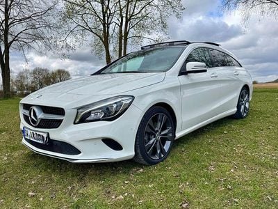 Gebraucht Mercedes CLA200 Shooting Brake 136 PS (100 kW) 2017 Weiß Kombi