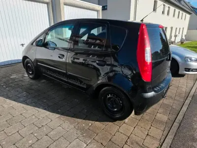Gebraucht Mitsubishi Colt 95 PS (69 kW) 2005 Schwarz Kleinwagen