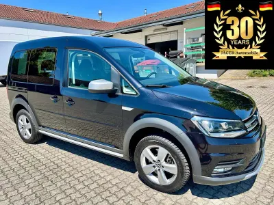 Gebraucht VW Caddy 125 PS (91 kW) 2016 Deep black perleffekt Van / Kleinbus