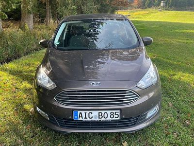Braun Gebraucht 2016 Ford C-MAX Van / Kleinbus | 10.459 € (Fairer Preis)