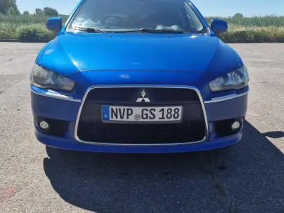 Gebraucht Mitsubishi Lancer 143 PS (105 kW) 2010 Blau Limousine