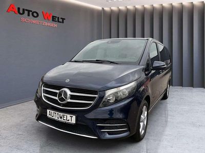 Usata Mercedes V250 AMG 190 CV (139 kW) 2018 Blu Monovolume