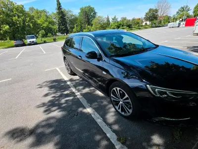 Gebraucht Opel Insignia Sport 170 PS (125 kW) 2018 Blau Kombi