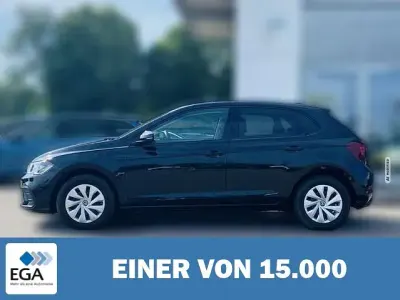 Gebraucht VW Polo Active 95 PS (69 kW) 2023 Schwarz metallic Kleinwagen