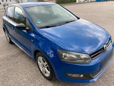 Gebraucht VW Polo Match 90 PS (66 kW) 2013 Blau Kleinwagen