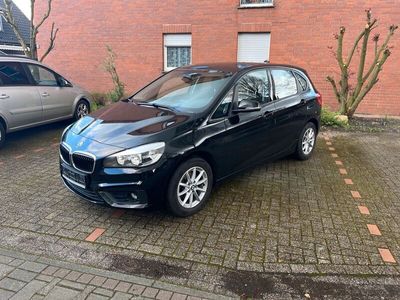 gebraucht BMW 218 Active Tourer 218d - CHECKHEFTGEPFLEGT