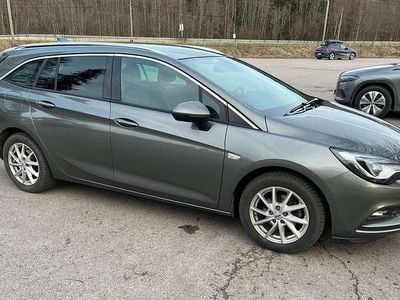 Usata Opel Astra Edition 150 CV (110 kW) 2017 Grigio Station wagon