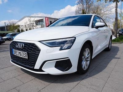 Używany Audi A3 Basis 110 KM (80 kW) 2020 Biały Sedan/Limuzyna