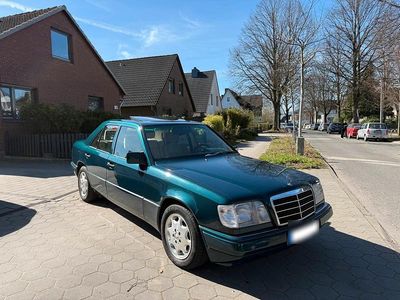Brugt Mercedes E220 150 HK (110 kW) 1994 Grøn Sedan