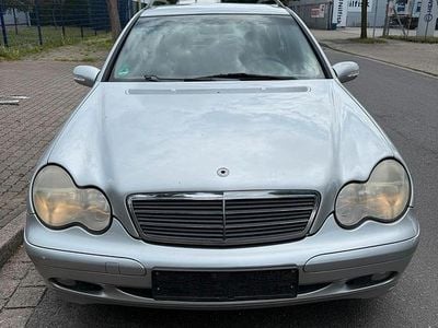 Mercedes C220