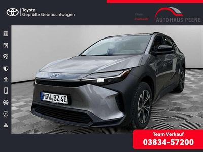 Gebraucht Toyota bZ4X Basis 150 kW (204 PS) 2023 Titansilber SUV