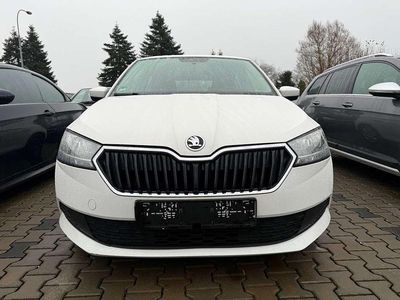 Gebraucht Skoda Fabia 60 PS (44 kW) 2021 Weiß Limousine