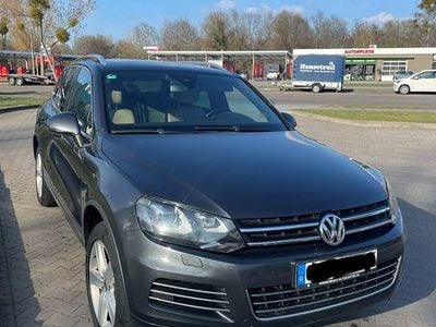 Gebraucht VW Touareg 340 PS (250 kW) 2011 Silber SUV