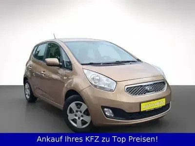 Gebraucht Kia Venga Vision 90 PS (66 kW) 2012 Gold Kleinwagen