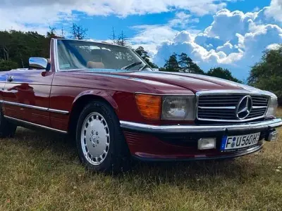 Używany Mercedes 560 231 KM (169 kW) 1986 Czerwony Kabriolet