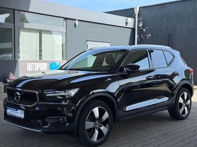 Usata Volvo XC40 Momentum 129 CV (94 kW) 2020 Nero SUV