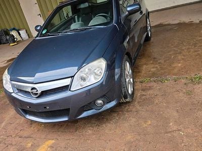 Usata Opel Tigra 90 CV (66 kW) 2009 Cabrio