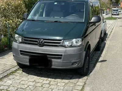Gebraucht VW T5 140 PS (102 kW) 2012 Grün Van