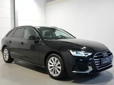Gebraucht Audi A4 Advanced Plus 163 PS (119 kW) 2022 Mythosschwarz (metallic) Kombi
