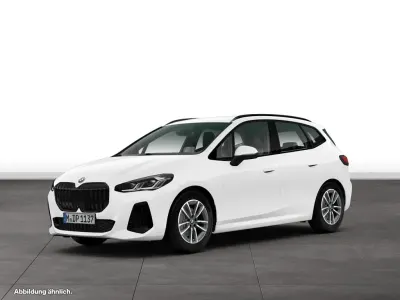 Gebraucht BMW 220 Active Tourer M Sport 150 PS (110 kW) 2026 Weiß Van / Kleinbus