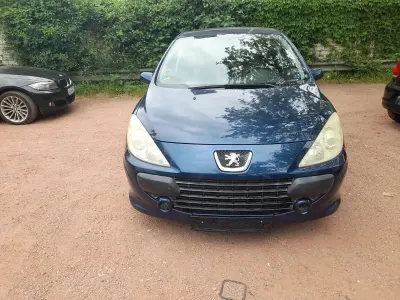 Gebraucht Peugeot 307 109 PS (80 kW) 2006 Blau Limousine
