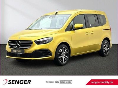 Usata Mercedes T180 Progressive 116 CV (85 kW) 2023 Giallo Monovolume