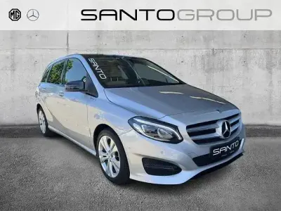 Gebraucht Mercedes B200 Urban 156 PS (114 kW) 2017 Silber Kleinwagen