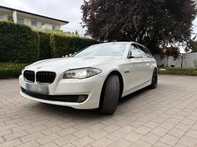 Gebraucht BMW 523 204 PS (150 kW) 2010 Weiß Kombi