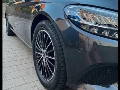 Gebraucht Mercedes C200 160 PS (117 kW) 2020 Schwarz Kombi