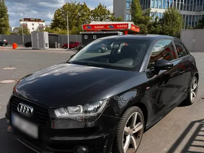 Gebraucht Audi A1 Sportback S-Line 85 PS (62 kW) 2013 Schwarz Kleinwagen