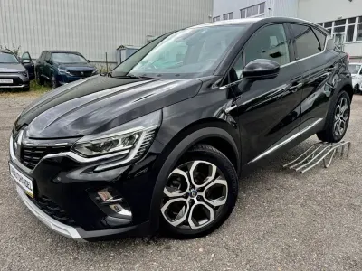 Gebraucht Renault Captur Intens 159 PS (116 kW) 2021 Schwarz SUV