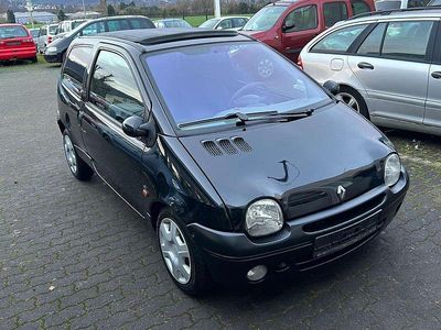 Schwarz Gebraucht 2001 Renault Twingo Kleinwagen | 2.950 €